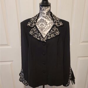 Plaza South woman's suit embroidered blazer‎
